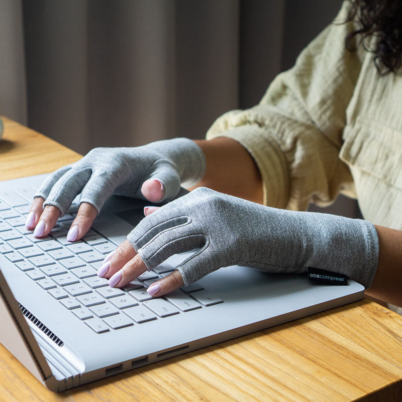 Premium Onecompress  Gloves